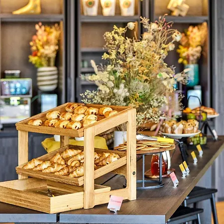 Tribe Croix Rousse فندق