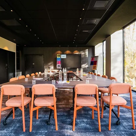 Tribe Croix Rousse Hotel 4*