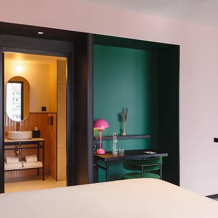 Tribe Croix Rousse Hotel 4*